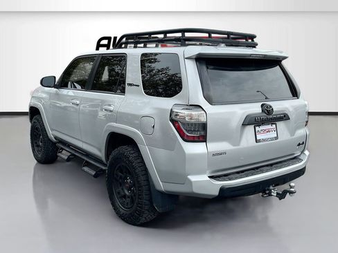 Used 2018 Toyota 4Runner TRD Off-Road Premium AWD/4WD image 5
