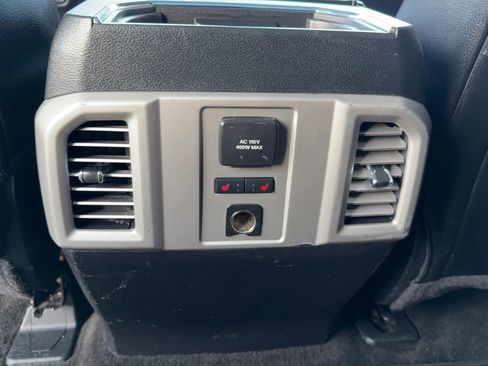 Used 2015 Ford F150 Lariat w/ Equipment Group 502A Luxury image 33