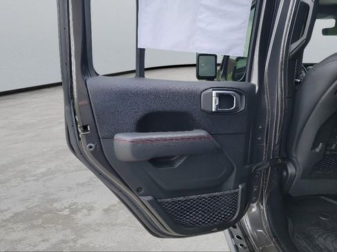 Used 2019 Jeep Wrangler Unlimited Rubicon AWD/4WD image 23