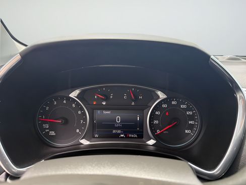 Used 2021 Chevrolet Equinox LT FWD image 32