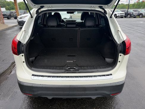 Used 2017 Nissan Rogue Sport SL w/ SL Premium Package AWD/4WD image 6
