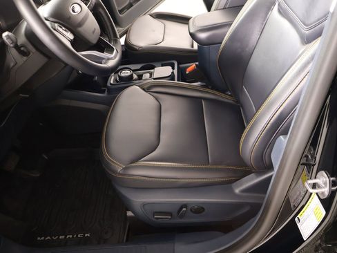 Used 2024 Ford Maverick Tremor w/ Tremor Off-Road Package image 12