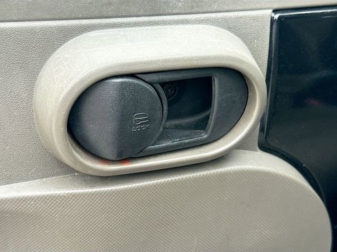 Used 2009 Jeep Wrangler Unlimited Sahara w/ Trailer Tow Group image 19