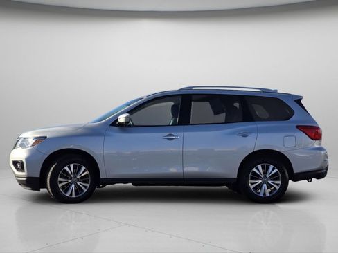 Used 2020 Nissan Pathfinder SL image 19