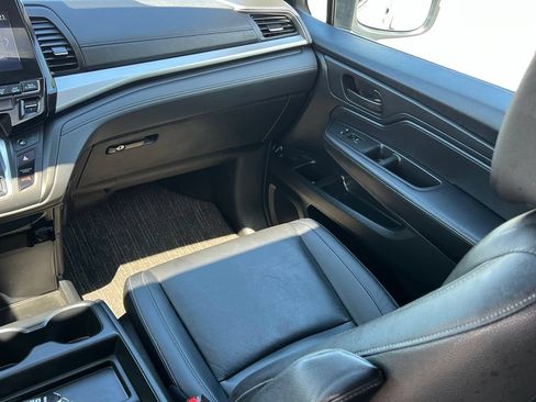 Used 2023 Honda Odyssey EX-L image 19