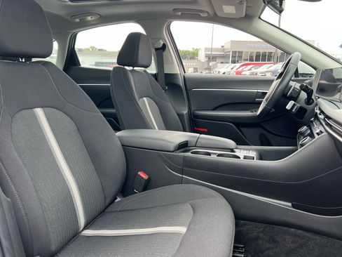 Used 2025 Hyundai Sonata SEL FWD image 27
