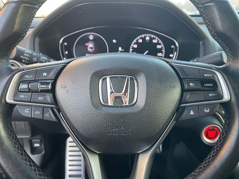 Used 2022 Honda Accord Sport image 11