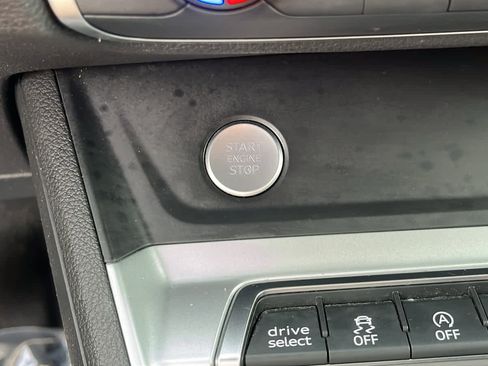 Used 2020 Audi Q3 2.0T Premium Plus w/ Premium Plus Package image 26