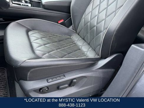 Used 2024 Volkswagen Atlas SEL Premium R-Line AWD/4WD image 34