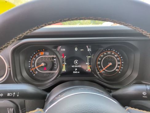 Used 2024 Jeep Wrangler Unlimited Sahara w/ Safety Group AWD/4WD image 26