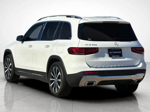 Certified 2022 Mercedes-Benz GLB 250 image 12