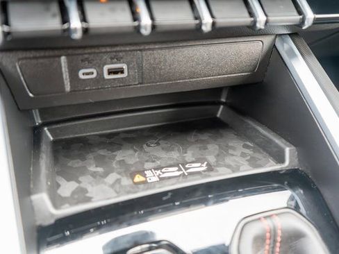 Used 2025 Chevrolet Colorado Z71 image 28