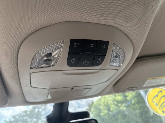 Used 2023 Chrysler Voyager LX FWD image 26