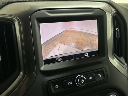 Used 2025 Chevrolet Silverado 1500 Custom Trail Boss w/ LPO, Dark Essentials Package AWD/4WD image 15