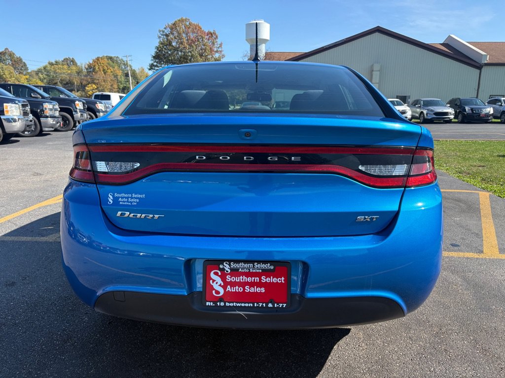 Used 2016 Dodge Dart SXT w/ Sun/Sound Group FWD image 7