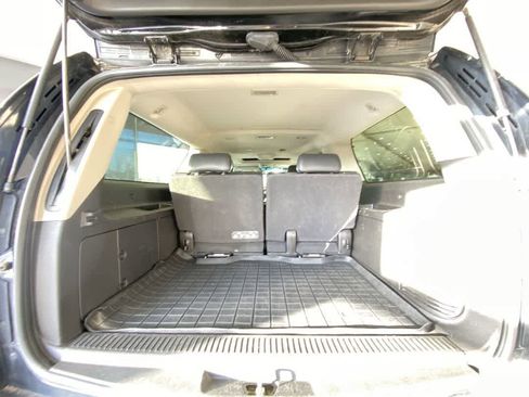 Used 2013 Chevrolet Suburban LT w/ Suspension Package, Off-Road AWD/4WD image 27