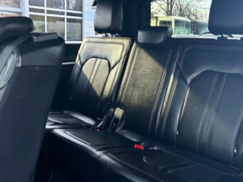 Used 2020 Ford Expedition Max Limited image 19