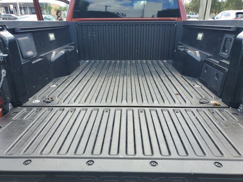 Used 2025 Toyota Tacoma TRD Sport image 28