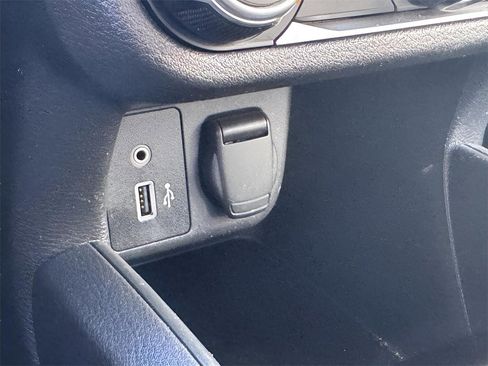 Used 2021 Nissan Versa SV image 22