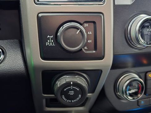 Used 2019 Ford F150 Lariat w/ Equipment Group 502A Luxury image 35