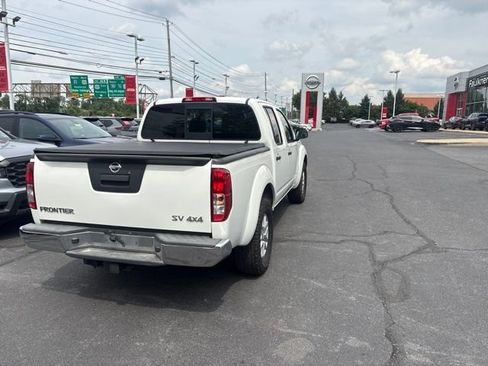 Used 2016 Nissan Frontier SV AWD/4WD image 8