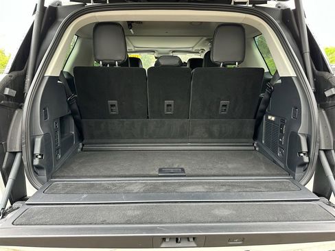 New 2025 Lincoln Navigator Reserve AWD/4WD image 26