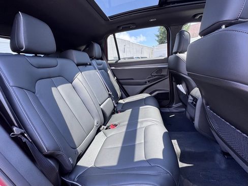 New 2025 Jeep Wagoneer S Limited image 23