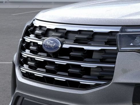 New 2026 Ford Explorer Active AWD/4WD image 17