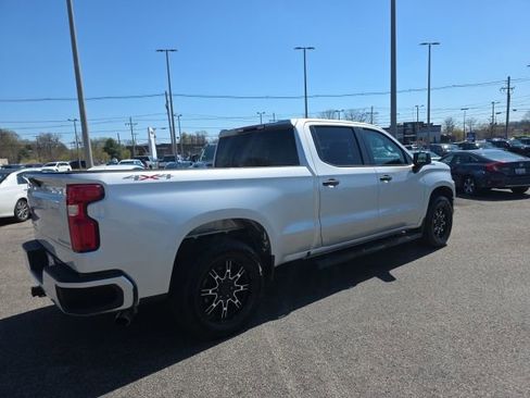 Used 2020 Chevrolet Silverado 1500 Custom w/ Custom Value Package image 4