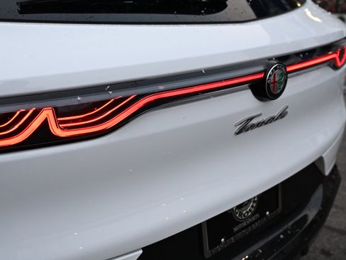 Used 2024 Alfa Romeo Tonale Veloce w/ Active Assist Package image 52