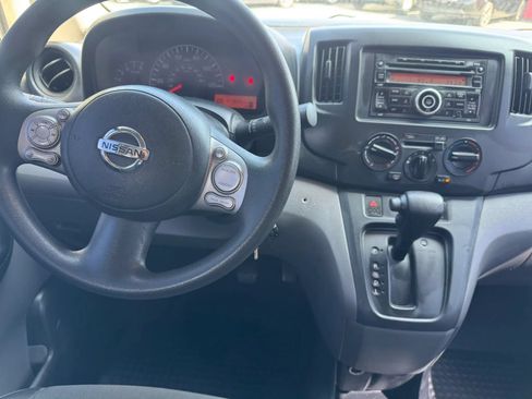Used 2015 Nissan NV200 SV w/ Back Door Glass Package FWD image 29