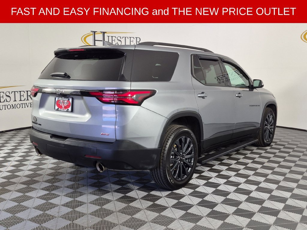 Used 2023 Chevrolet Traverse RS AWD/4WD image 4