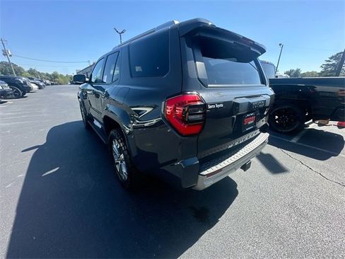 Used 2025 Toyota 4Runner Limited image 15