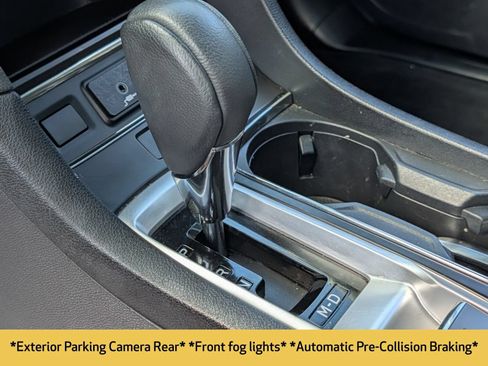 Used 2023 Subaru Ascent Onyx Edition AWD/4WD image 11