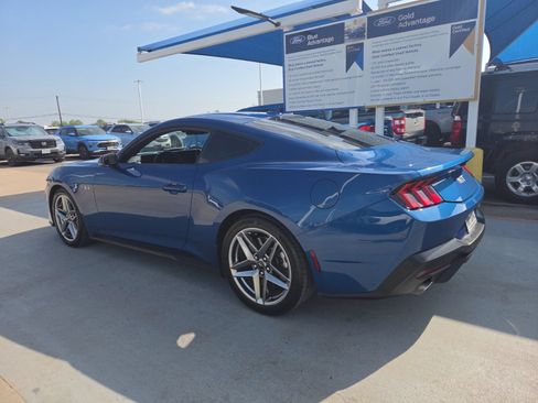 Used 2024 Ford Mustang GT Premium RWD image 2