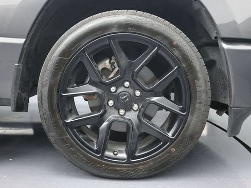 Used 2024 RAM 1500 Laramie RWD image 9