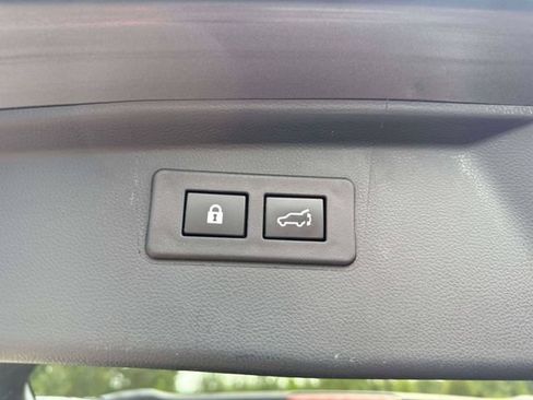 Used 2023 Subaru Outback Limited AWD/4WD image 13