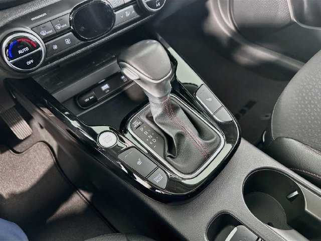 Used 2024 Kia Soul GT-Line w/ GT-Line Technology Package FWD image 23