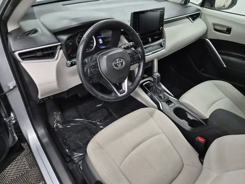 Used 2022 Toyota Corolla Cross LE image 20
