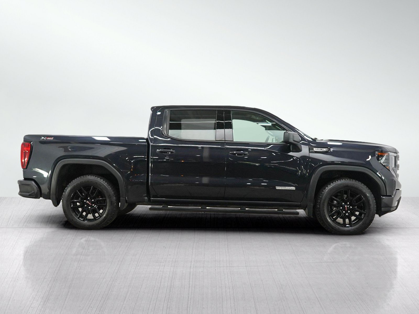 Used 2022 GMC Sierra 1500 Elevation AWD/4WD image 6