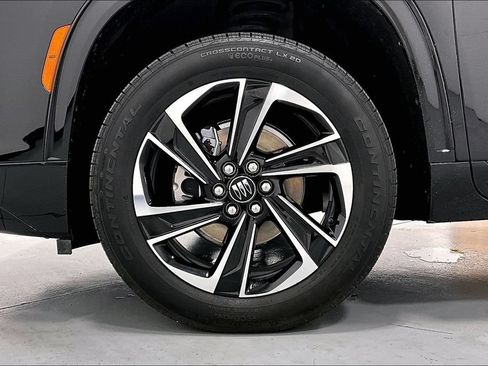 Used 2025 Buick Enclave Sport Touring FWD image 10
