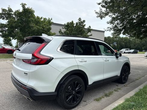 Used 2023 Honda CR-V Sport Touring image 5