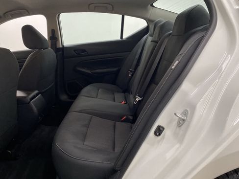 Used 2025 Nissan Altima 2.5 SV FWD image 16