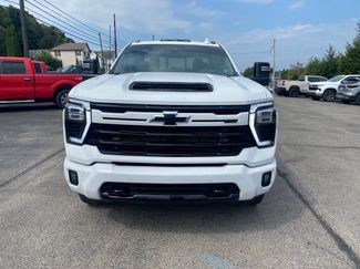 Used 2024 Chevrolet Silverado 2500 LTZ w/ LTZ Plus Package AWD/4WD video 2