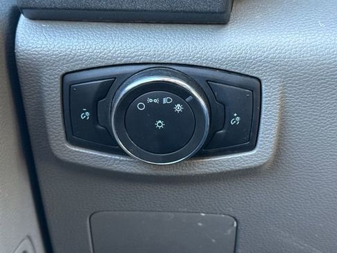Used 2020 Ford F550 4x4 SuperCab Super Duty image 30