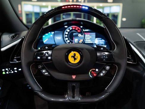 Used 2025 Ferrari Roma Spider image 5