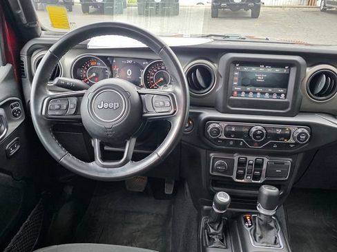 Used 2021 Jeep Wrangler Unlimited Sport AWD/4WD image 15