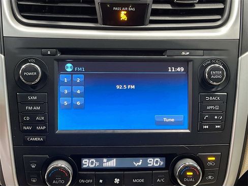 Used 2016 Nissan Altima 2.5 SL w/ 2.5 Technology Package image 15