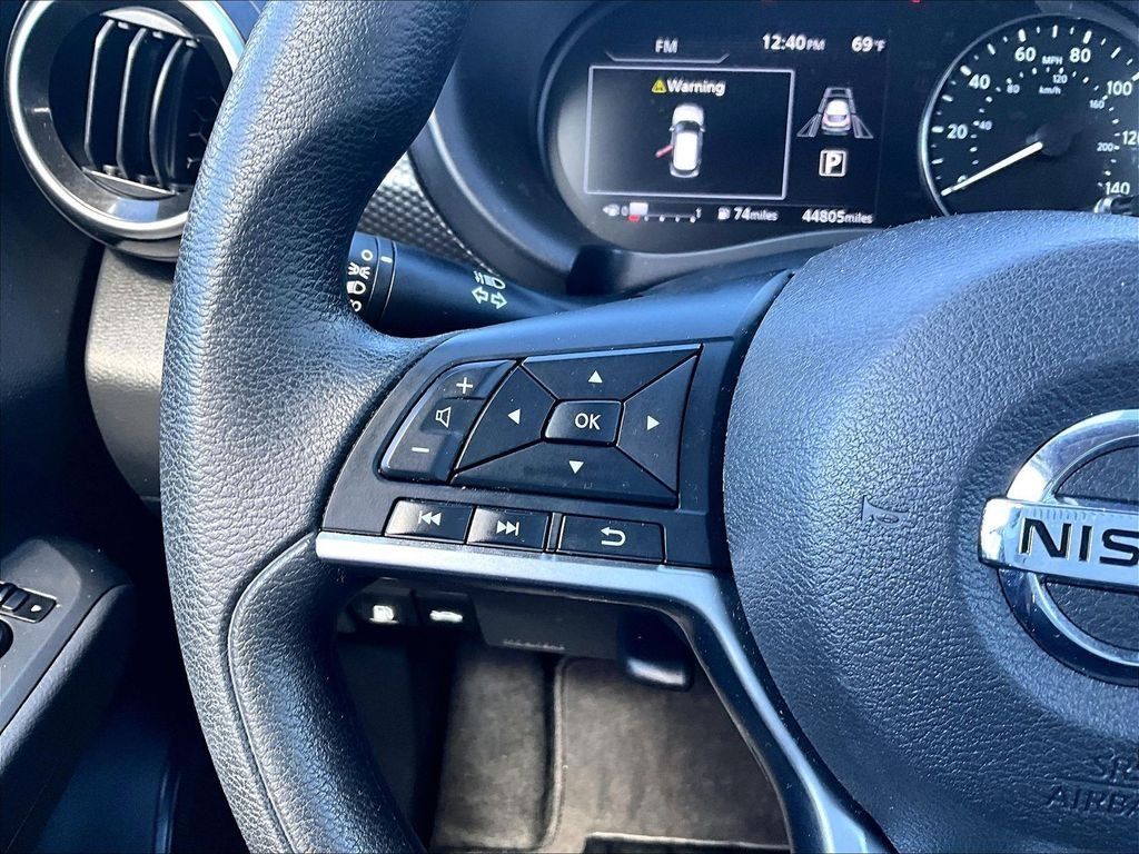 Used 2021 Nissan Kicks SV FWD image 23