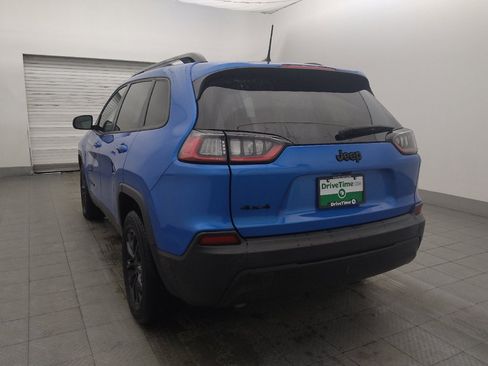 Used 2023 Jeep Cherokee Altitude Lux w/ Mopar Interior Package AWD/4WD image 5